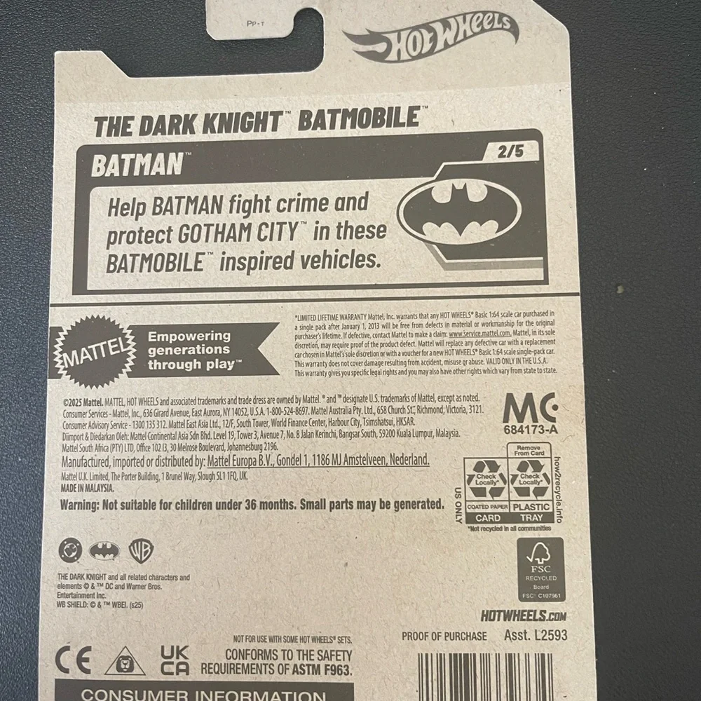 Hoot Wheels Dark Knight Batmobile - Picture 5 of 5